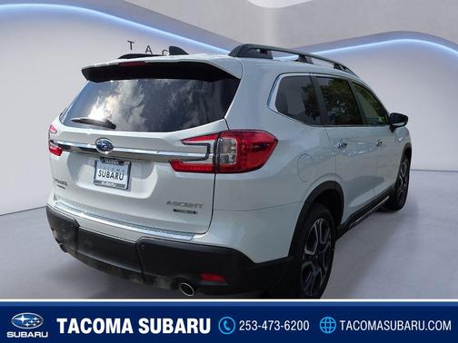 Crystal White Pearl 2026 Subaru Ascent Touring 7-Passenger