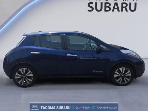 Deep Blue Pearl 2016 Nissan Leaf SV