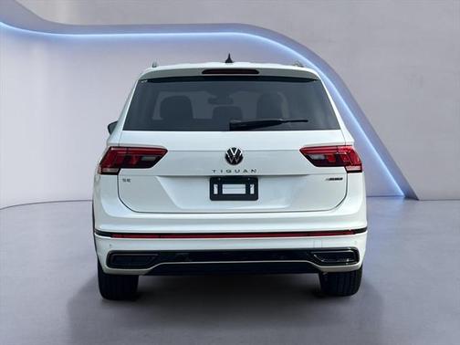 2022 Volkswagen Tiguan 2.0T SE R-Line Black 4MOTION