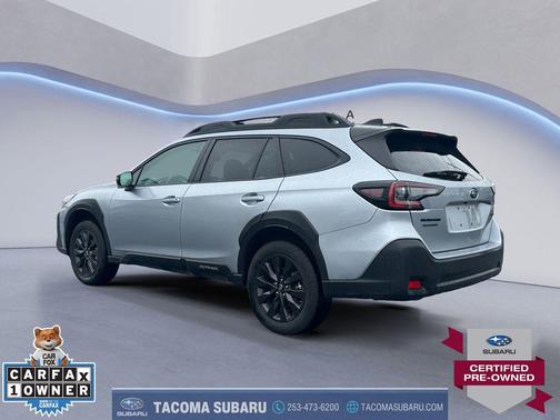 Ice Silver Metallic 2025 Subaru Outback Onyx Edition