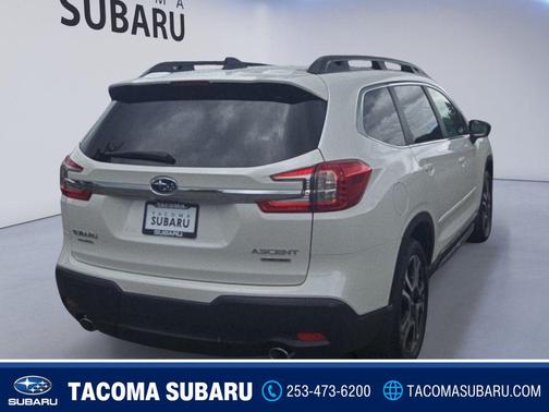 Crystal White Pearl 2026 Subaru Ascent Limited 7-Passenger