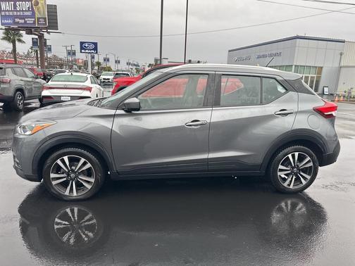 2019 Nissan Kicks SV
