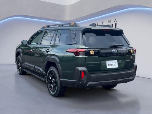 Deep Emerald Green Pearl 2026 Subaru Outback Wilderness