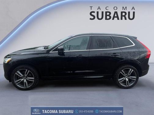 Onyx Black Metallic 2019 Volvo XC60 T5 Momentum
