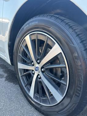 2019 Subaru Impreza 2.0i Premium