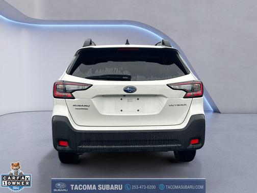 Crystal White Pearl 2025 Subaru Outback Premium