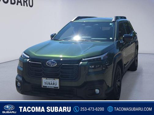 Deep Emerald Green Pearl 2026 Subaru Outback Limited XT