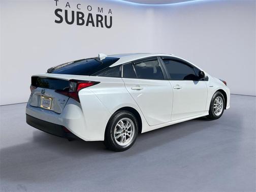 2021 Toyota Prius XLE