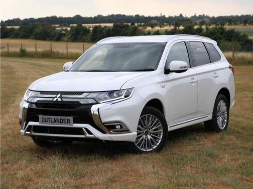 Rally Red Metallic 2019 Mitsubishi Outlander PHEV SEL