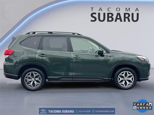2022 Subaru Forester Premium