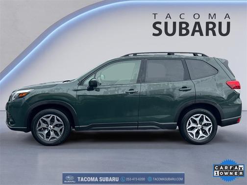 2022 Subaru Forester Premium