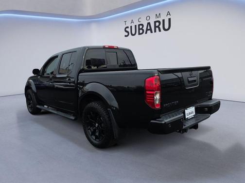 2021 Nissan Frontier SV