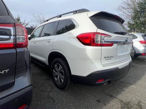 2024 Subaru Ascent Premium 7-Passenger
