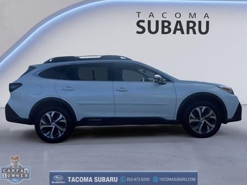 Crystal White Pearl 2022 Subaru Outback Touring XT