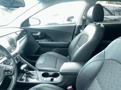 2020 Kia Niro Touring