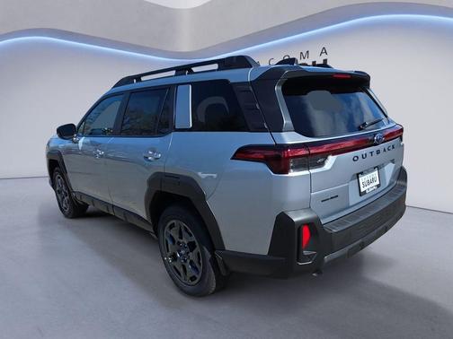 Ice Silver Metallic 2026 Subaru Outback Premium