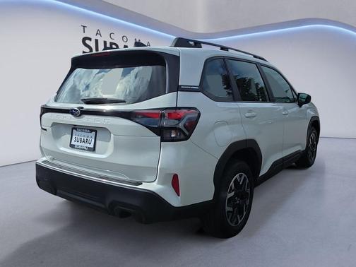 Crystal White Pearl 2026 Subaru Forester Base