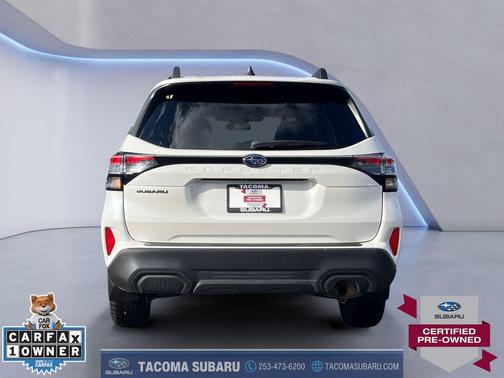 Crystal White Pearl 2025 Subaru Forester Premium