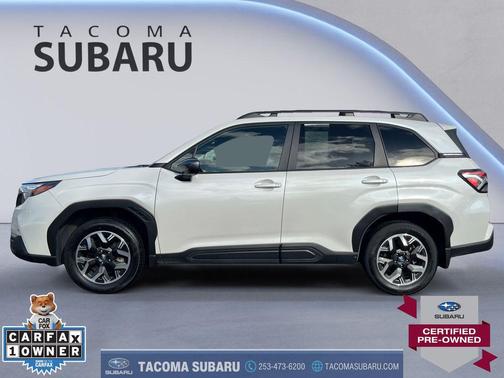 Crystal White Pearl 2025 Subaru Forester Premium