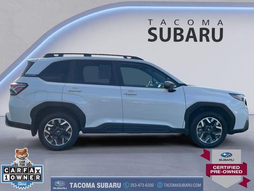 Crystal White Pearl 2025 Subaru Forester Premium