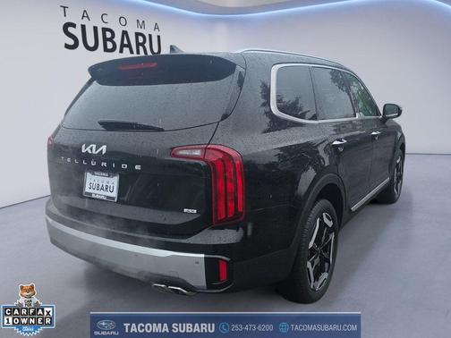 Ebony Black 2024 Kia Telluride S