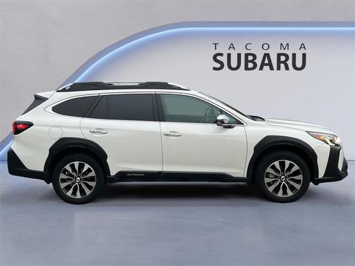 2023 Subaru Outback Touring XT