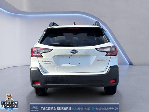 Crystal White Pearl 2025 Subaru Outback Premium
