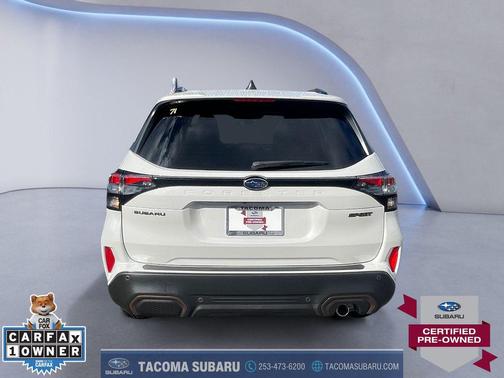 Crystal White Pearl 2025 Subaru Forester Sport