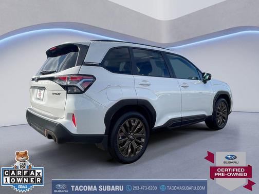 Crystal White Pearl 2025 Subaru Forester Sport