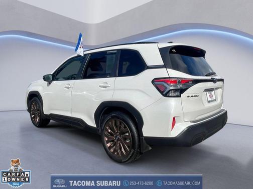 Crystal White Pearl 2025 Subaru Forester Sport