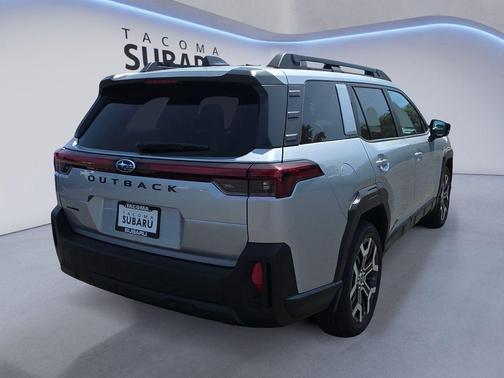 Ice Silver Metallic 2026 Subaru Outback Touring XT