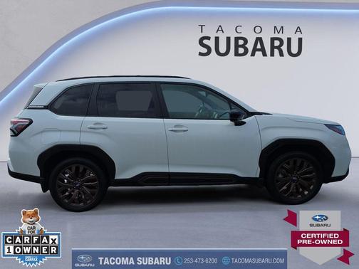 Crystal White Pearl 2025 Subaru Forester Sport