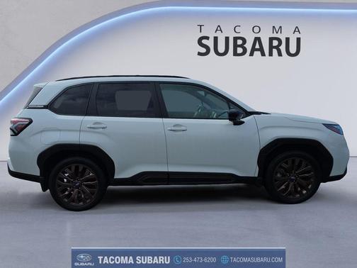 Crystal White Pearl 2025 Subaru Forester Sport