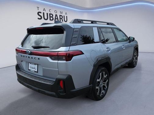 Ice Silver Metallic 2026 Subaru Outback Touring XT