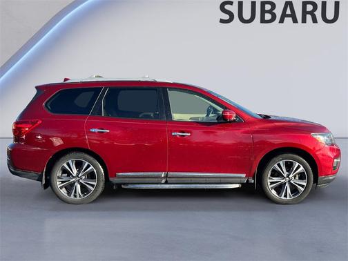 2020 Nissan Pathfinder Platinum 2WD