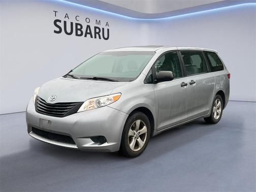 2017 Toyota Sienna SE