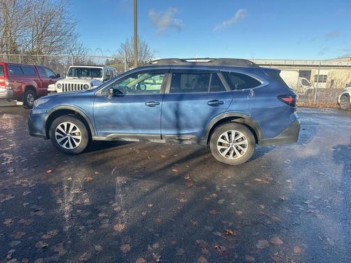 2021 Subaru Outback Premium
