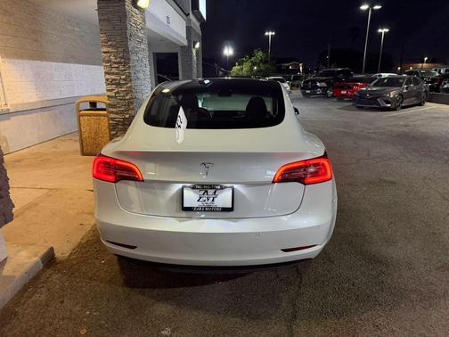 2020 Tesla Model 3 Standard Range