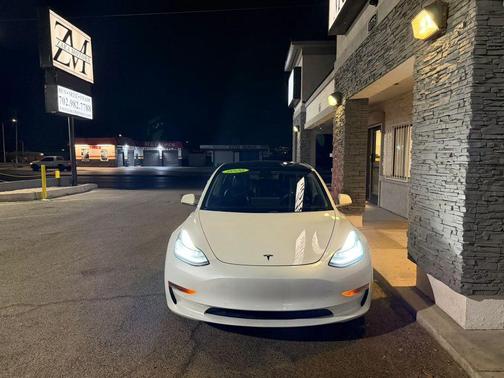 2020 Tesla Model 3 Standard Range