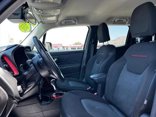 2015 Jeep Renegade Trailhawk