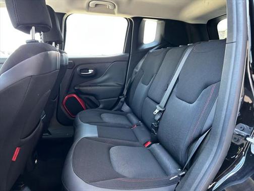 2015 Jeep Renegade Trailhawk