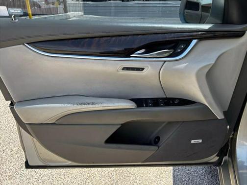 2013 Cadillac XTS Platinum