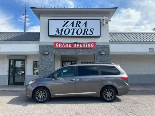 2016 Toyota Sienna XLE