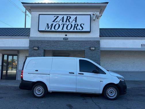 2019 Mercedes-Benz Metris Base