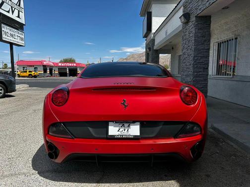 2013 Ferrari California Base