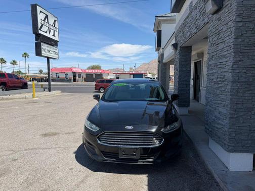 Shadow Black 2016 Ford Fusion SE