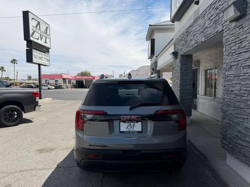 Satin Steel Metallic 2021 GMC Acadia FWD SLE