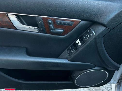 2011 Mercedes-Benz C-Class C 300 4MATIC Sport