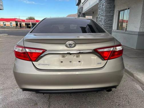 2015 Toyota Camry SE