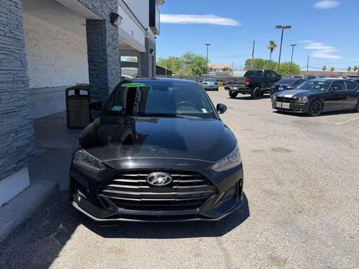 Phantom Black 2019 Hyundai Veloster 2